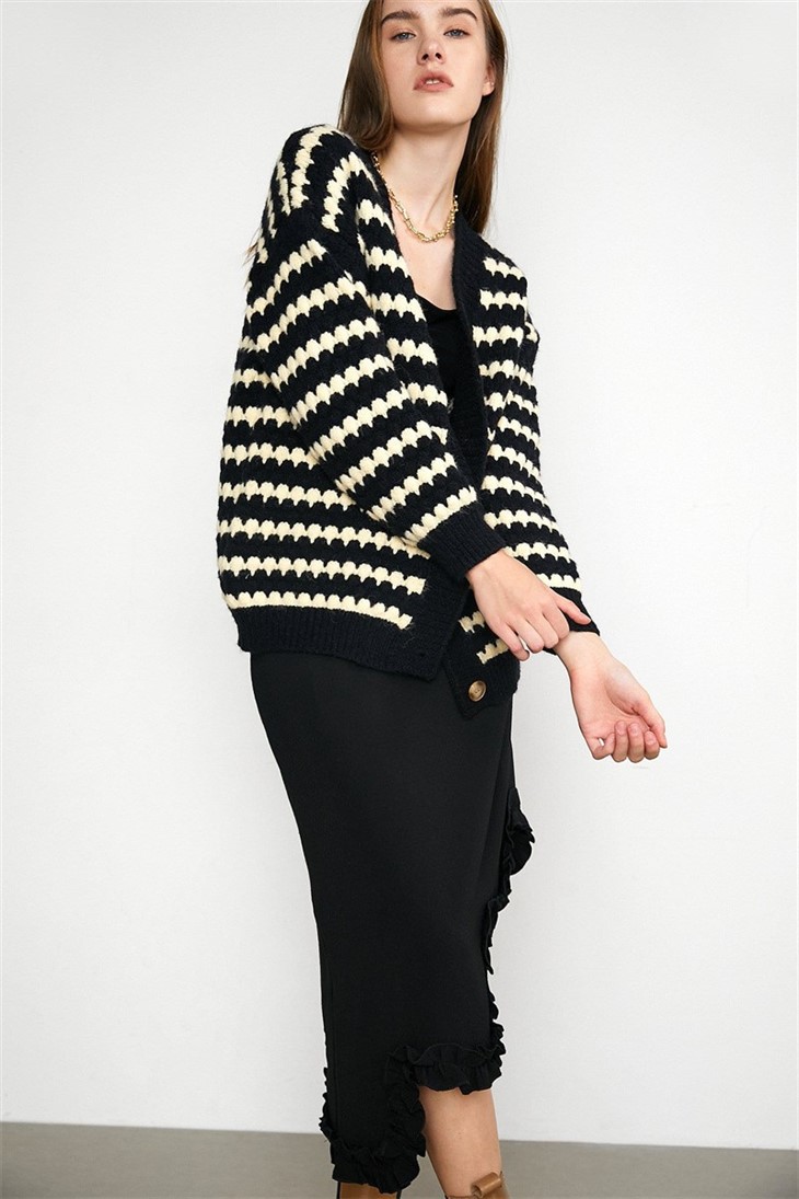 spring sweaters women